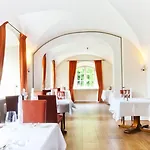 Schlossgut 5*