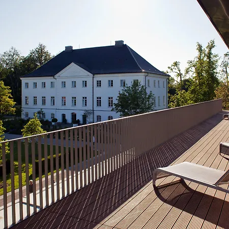 Schlossgut