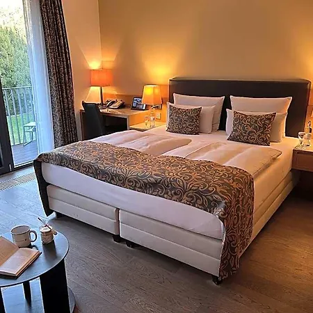 Schlossgut Hotel 5*