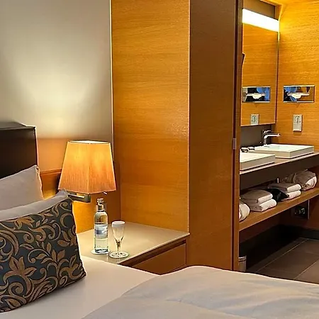 Schlossgut Hotel 5*