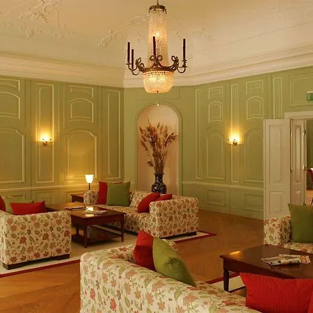 Отель Schlossgut Гросс-Шванзе
