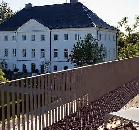 Отель Schlossgut