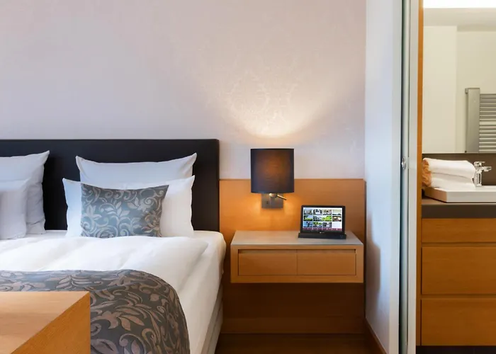 Schlossgut Groß Schwansee